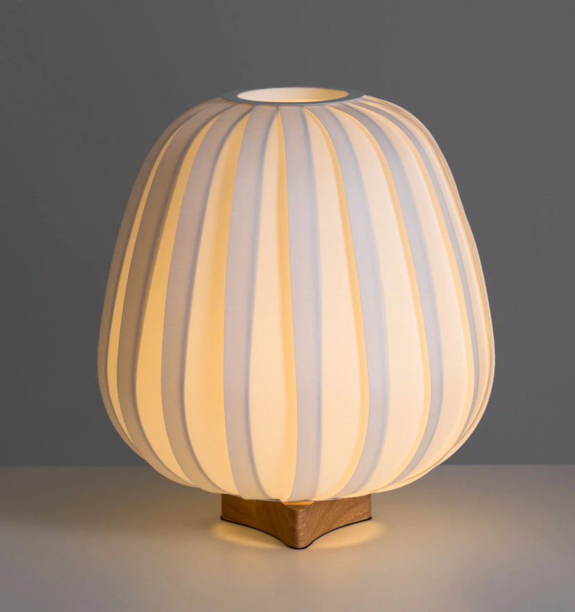 Fabric Minimalist Table Lamp - Yiarolight