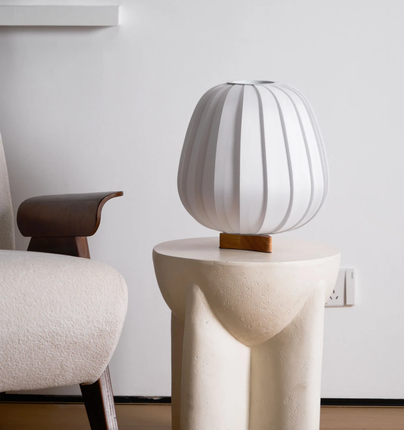 Fabric Minimalist Table Lamp - Yiarolight