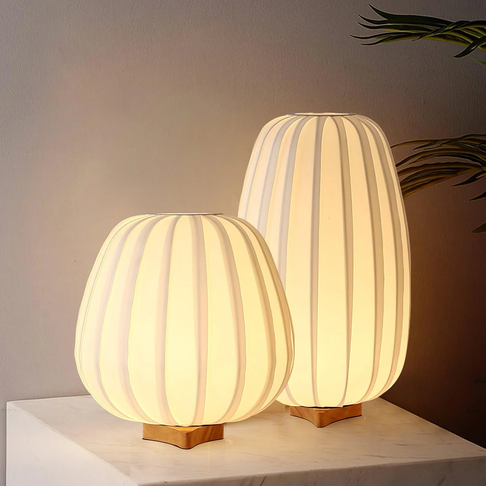 Fabric Minimalist Table Lamp - Yiarolight