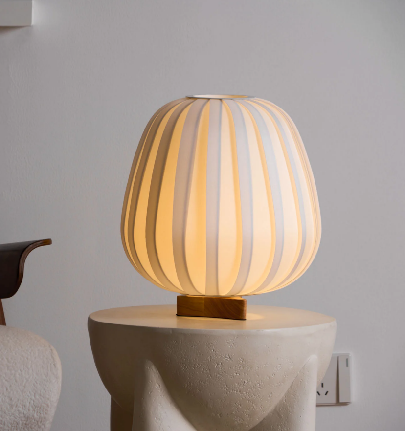 Fabric Minimalist Table Lamp - Yiarolight