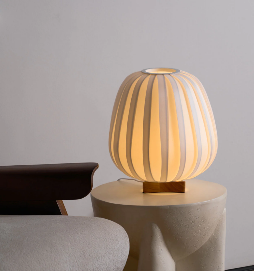 Fabric Minimalist Table Lamp - Yiarolight