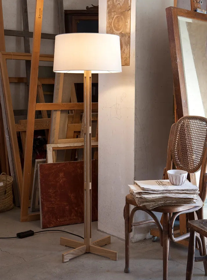 Frame Floor Lamp