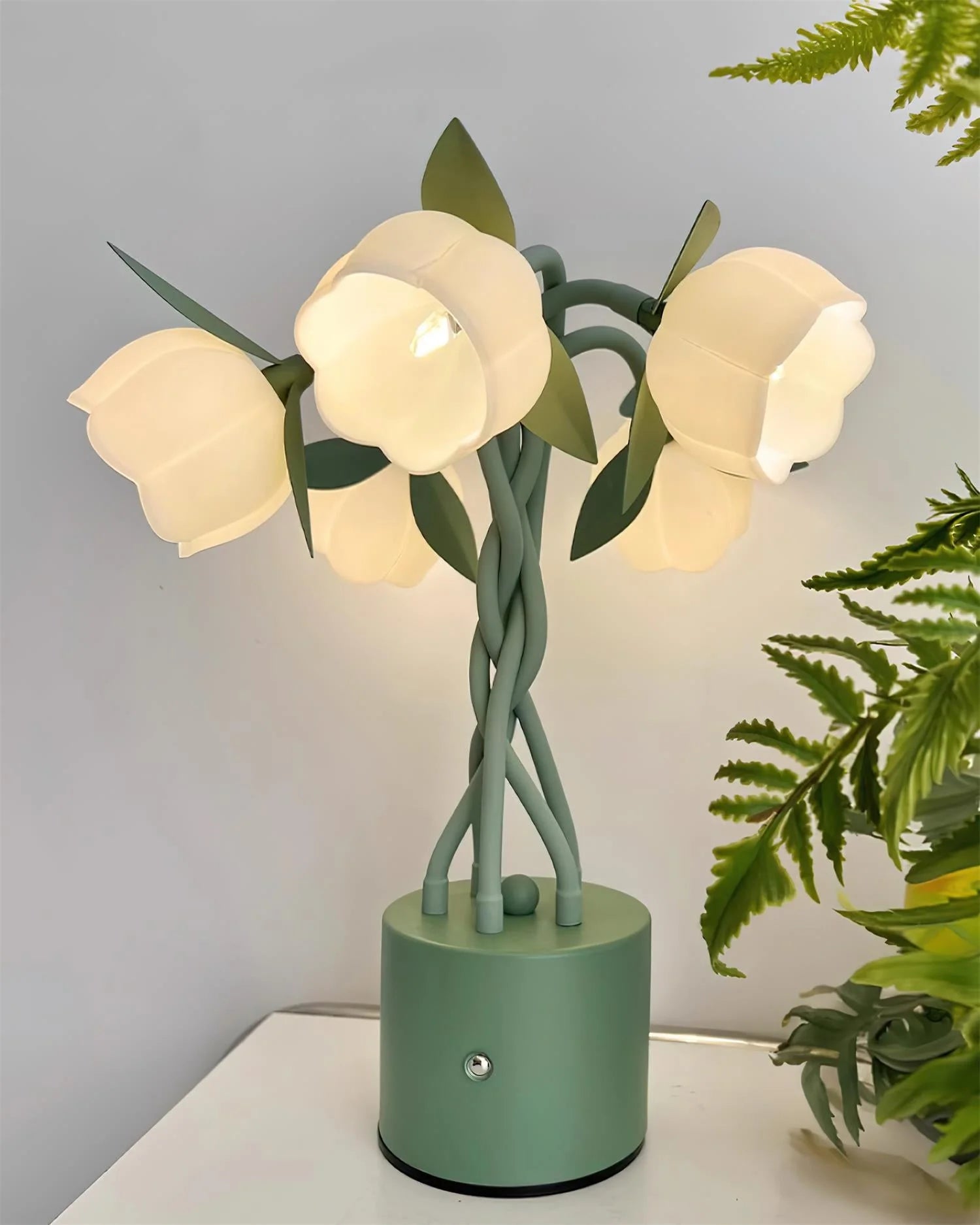 Faira Flower Table Lamp - Yiarolight
