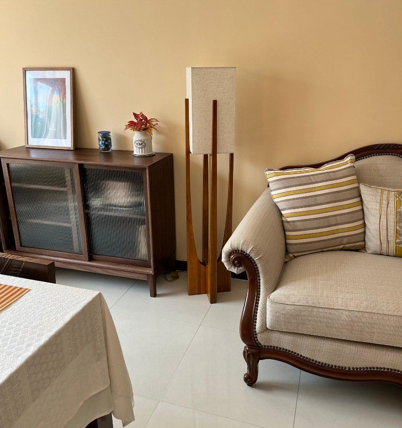 Fairbanks Floor Lamp - Yiarolight