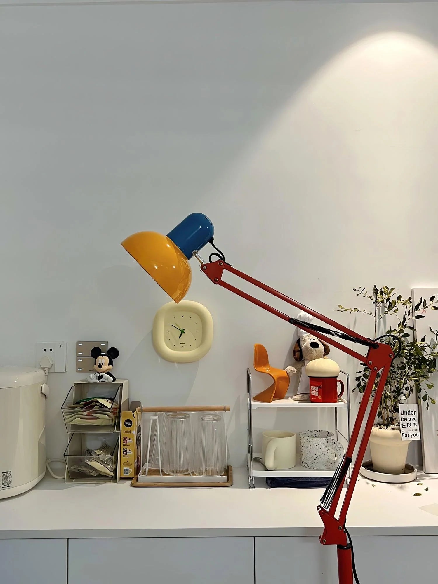 Flexi Memphis Floor Lamp - Yiarolight