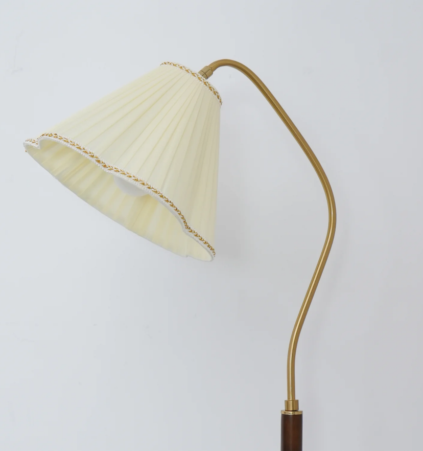 Florentine Fabric Floor Lamp - Yiarolight