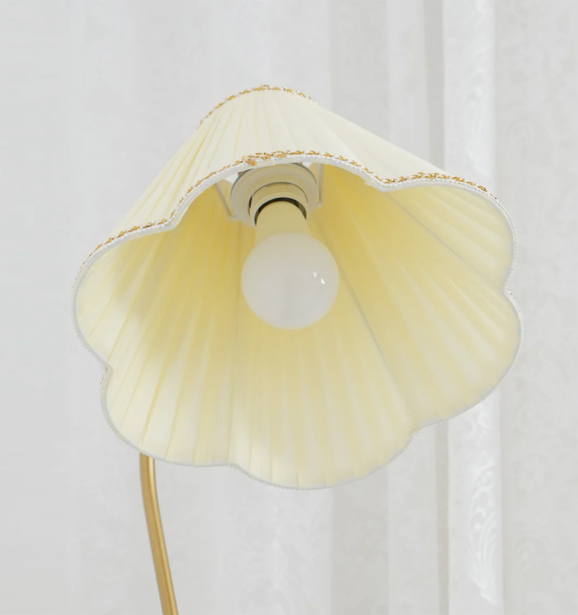 Florentine Fabric Floor Lamp - Yiarolight