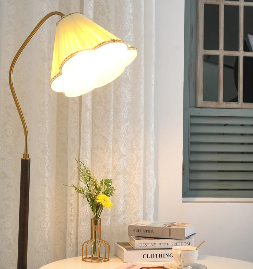 Florentine Fabric Floor Lamp - Yiarolight