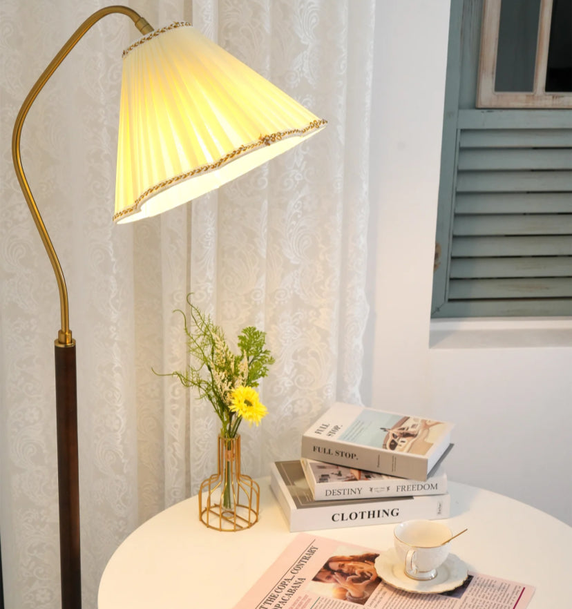 Florentine Fabric Floor Lamp - Yiarolight