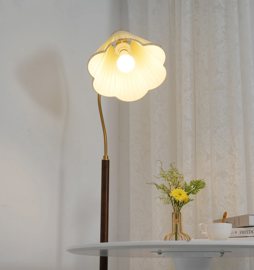 Florentine Fabric Floor Lamp - Yiarolight