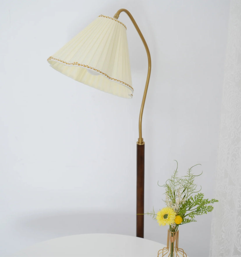 Florentine Fabric Floor Lamp - Yiarolight