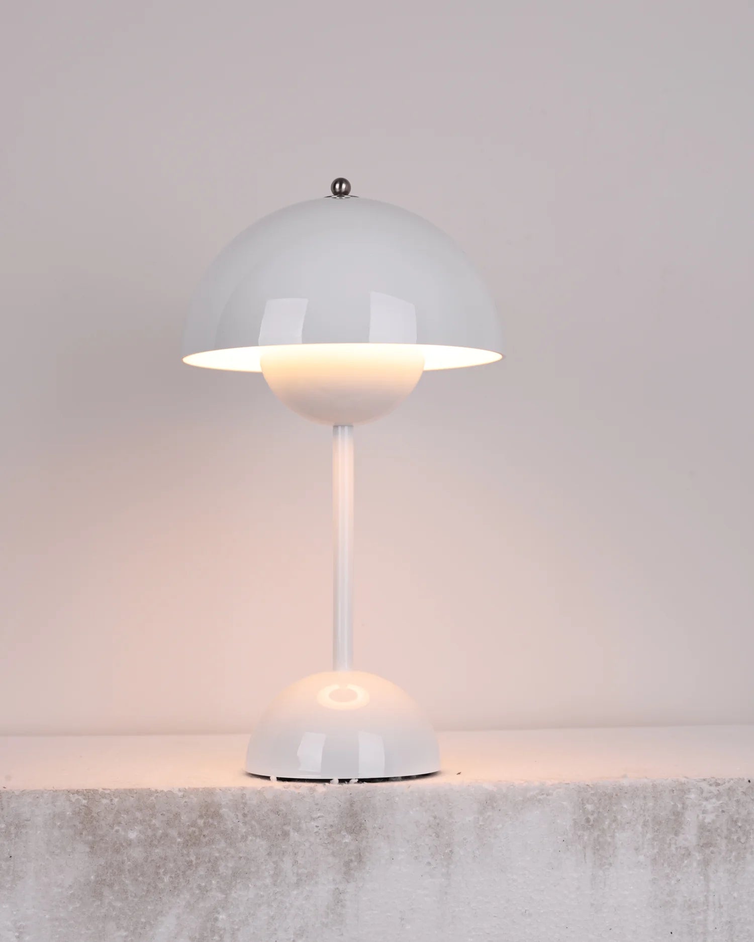 Flowerpot Portable Table Lamp