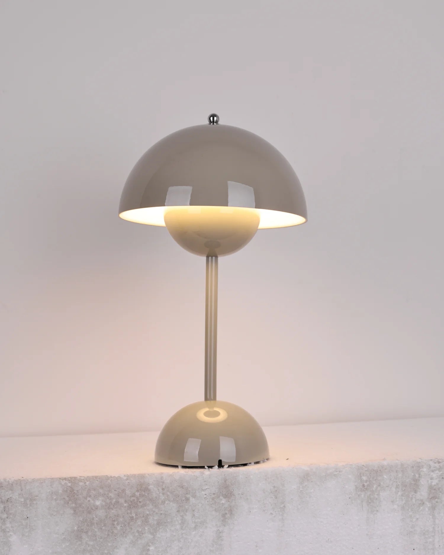 Flowerpot Portable Table Lamp