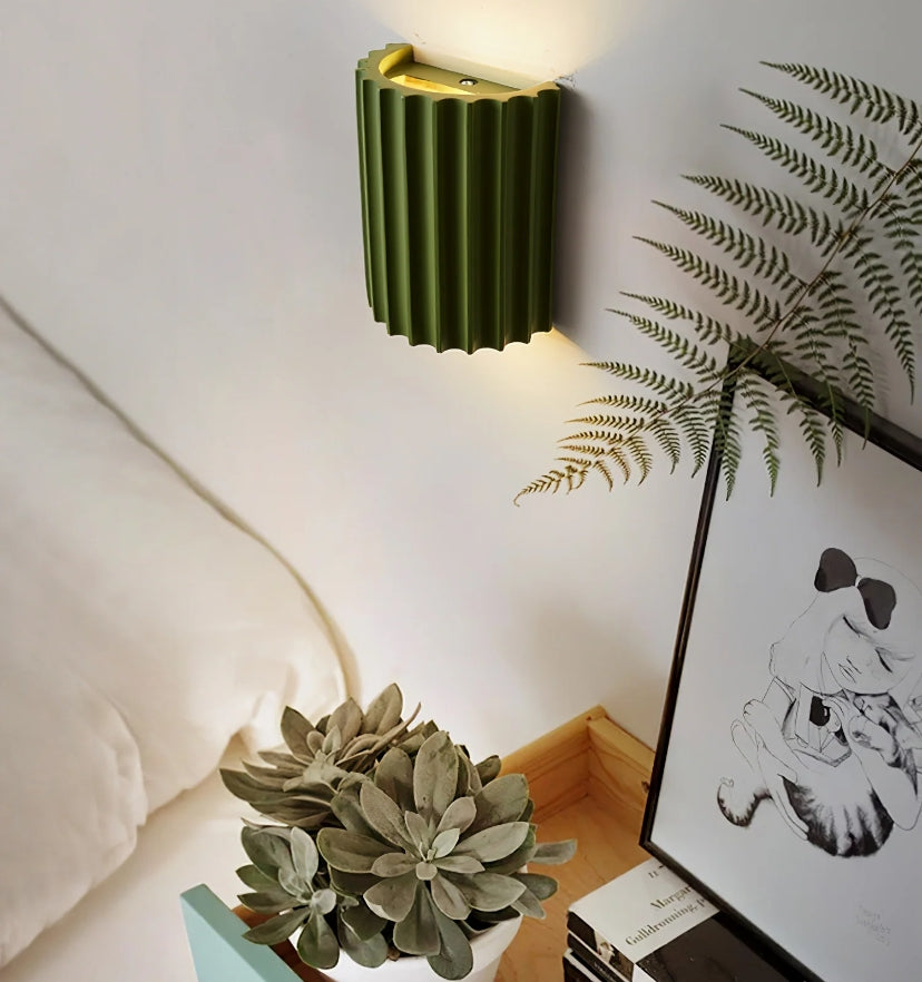 Fluted Resin Wall Lamp - Auraolight