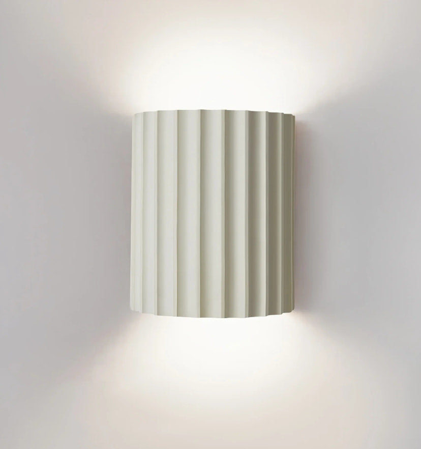 Fluted Resin Wall Lamp - Auraolight