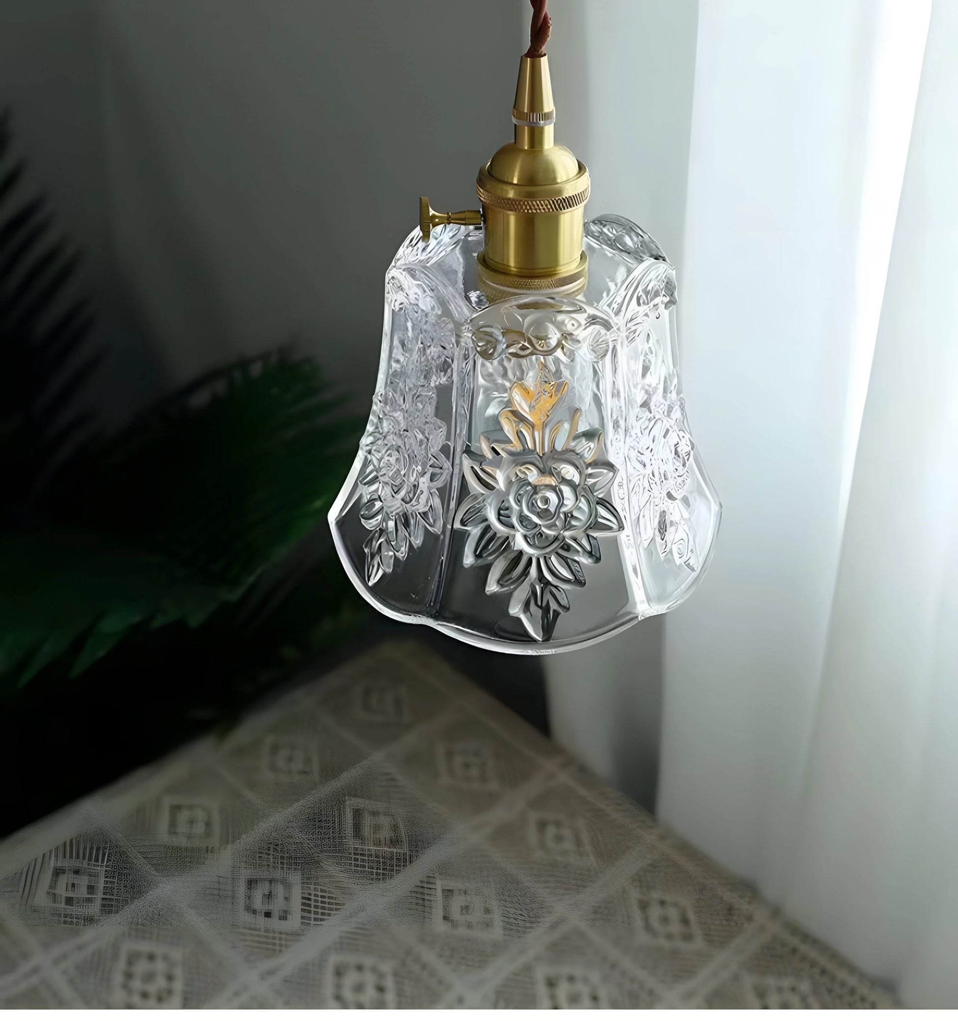 French Relief Glass Pendant Lamp - Auraolight