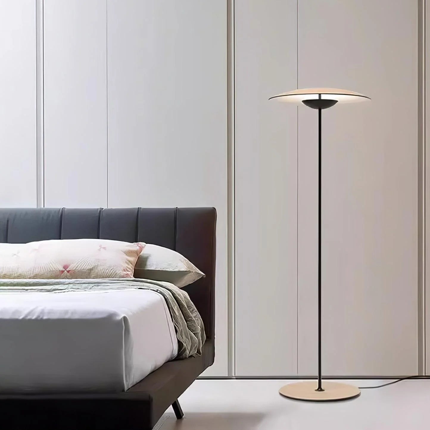 Innovative Directional Floor Lamp - Yiarolight