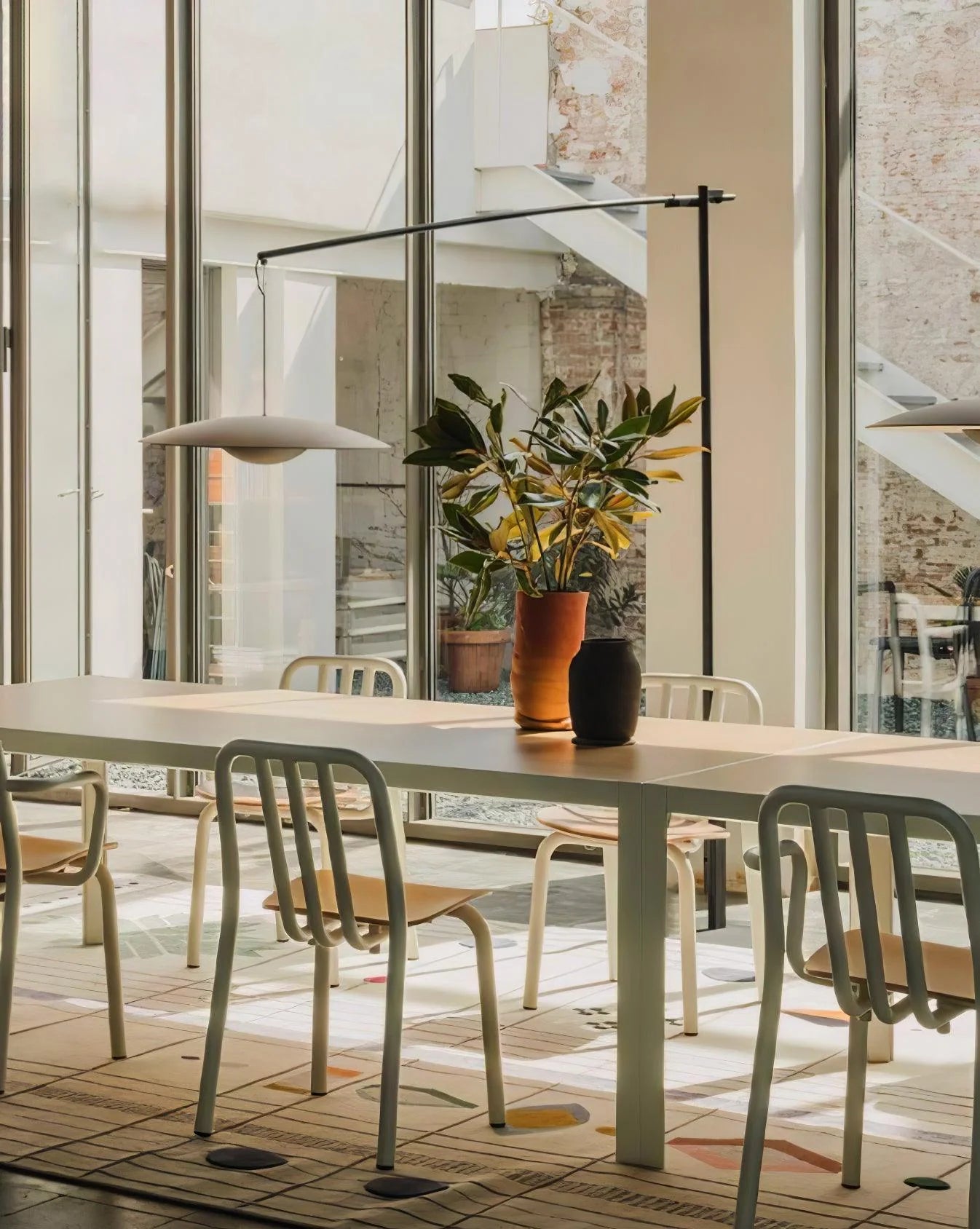 Innovative Directional Floor Lamp - Yiarolight