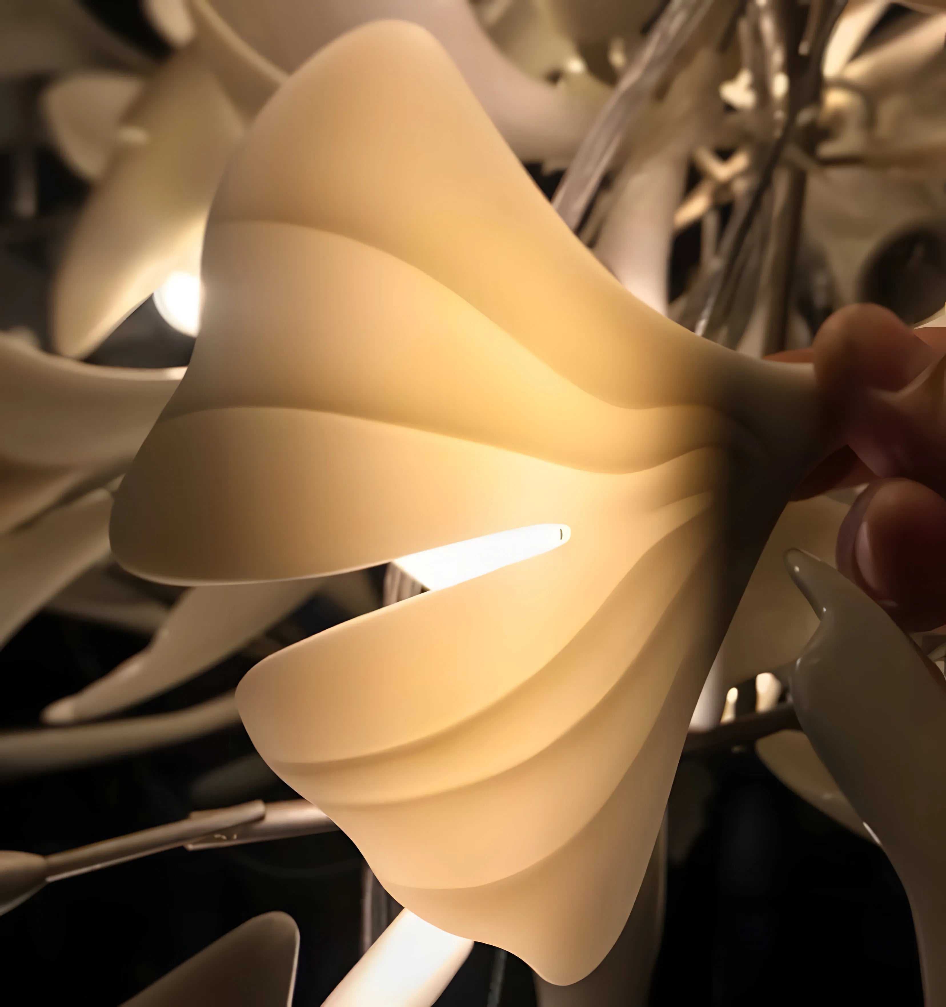 Gingko Chandelier - Gold White Leaves Combination - Yiarolight