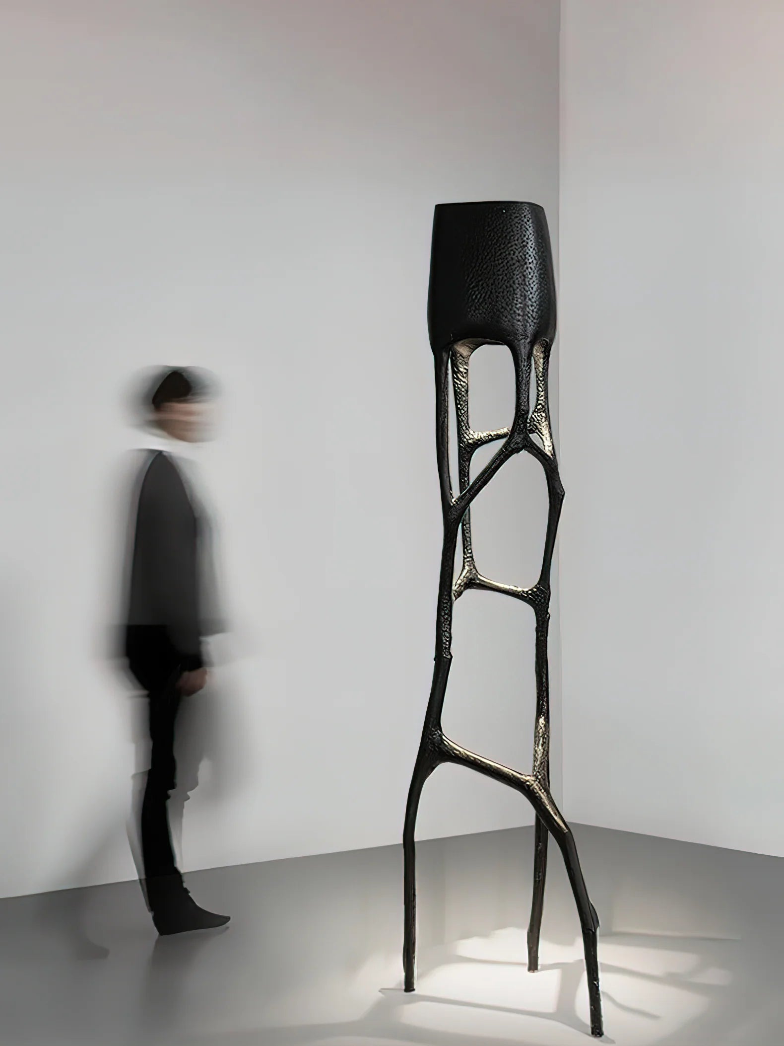 Gothic Sculpture Floor Lamp - Yiarolight