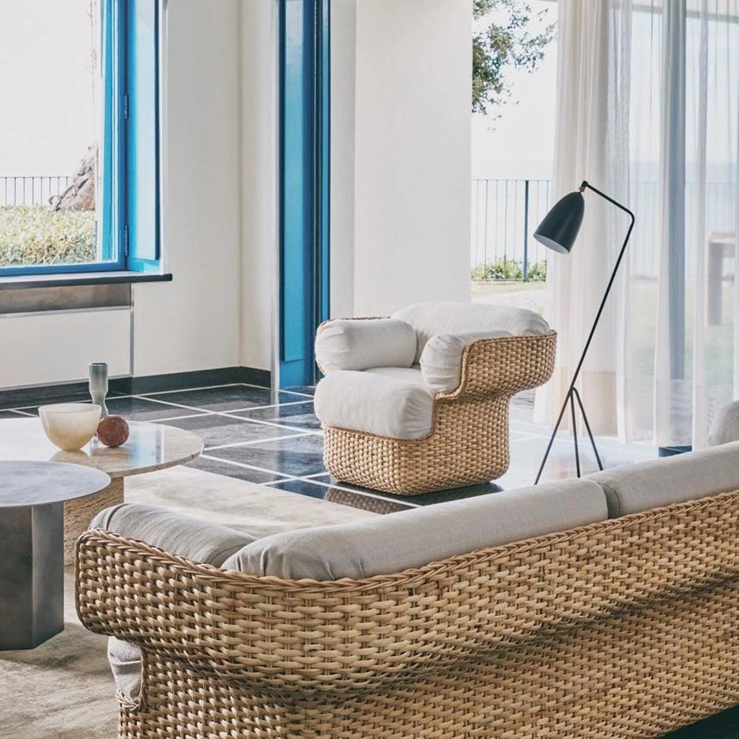 Lean Floor Lamp - Yiarolight