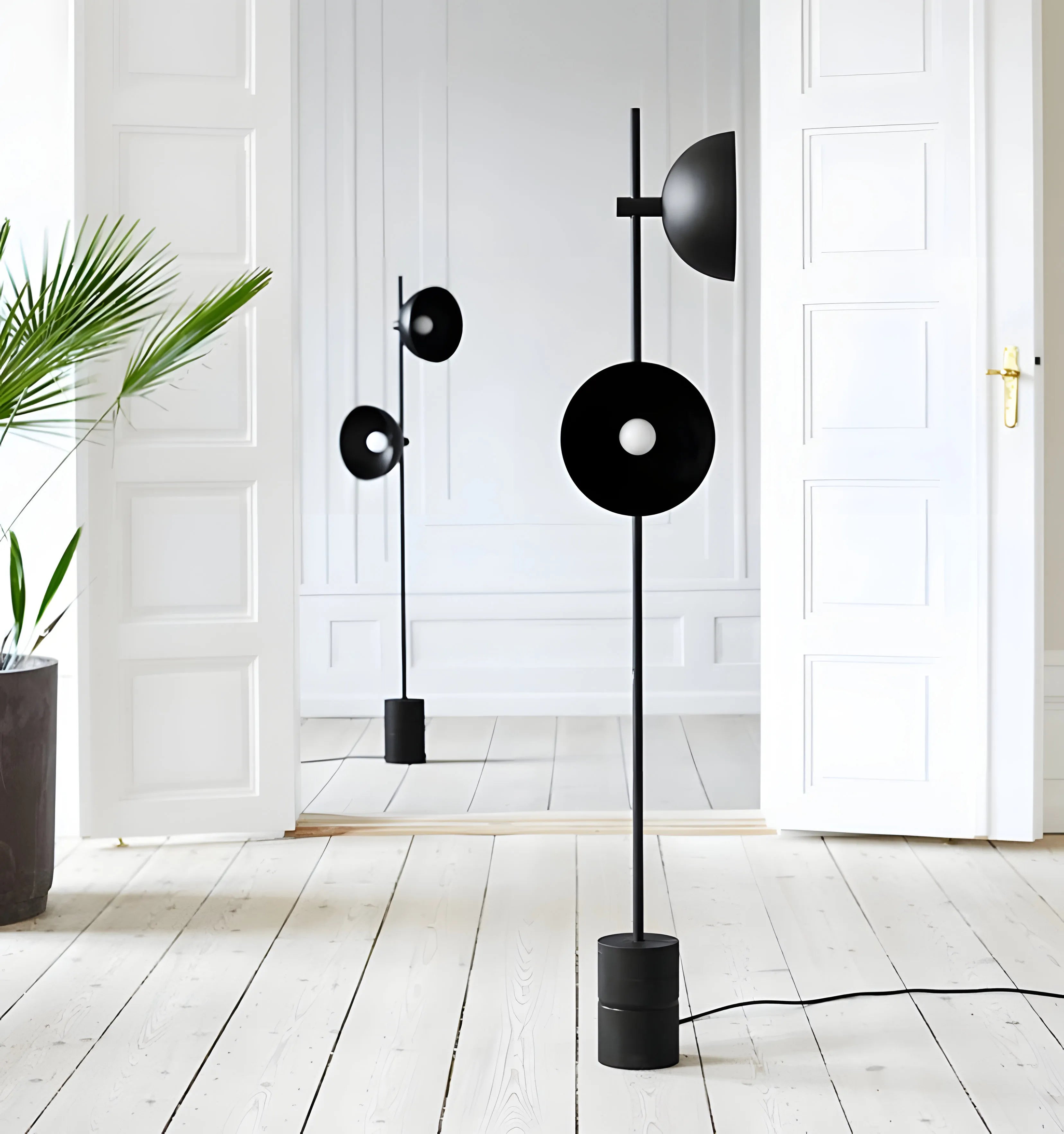 Studio Floor Lamp - Yiarolight