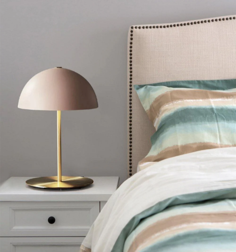 Hanna Table Lamp - Yiarolight