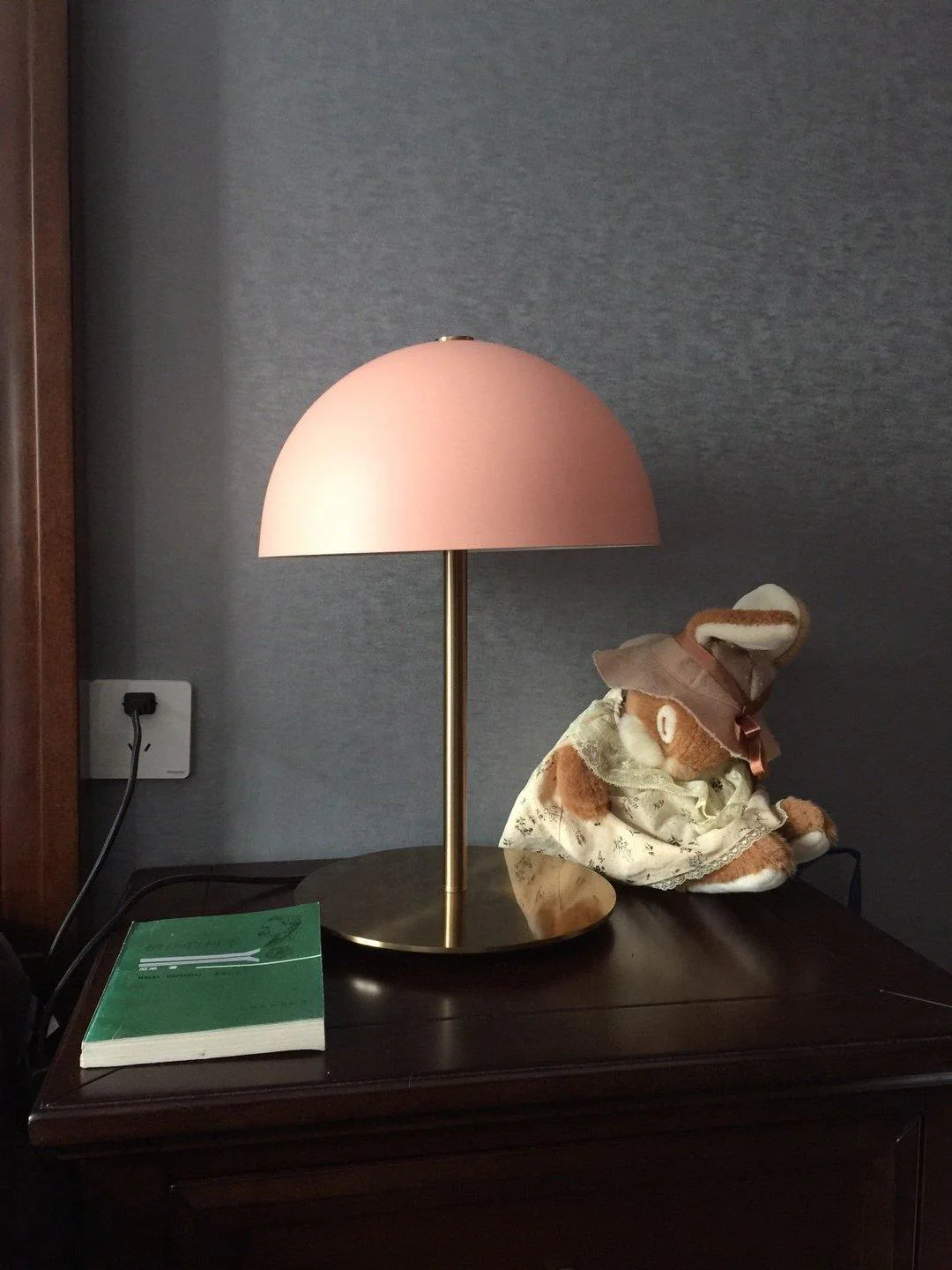 Hanna Table Lamp - Yiarolight