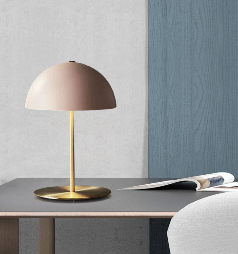Hanna Table Lamp - Yiarolight