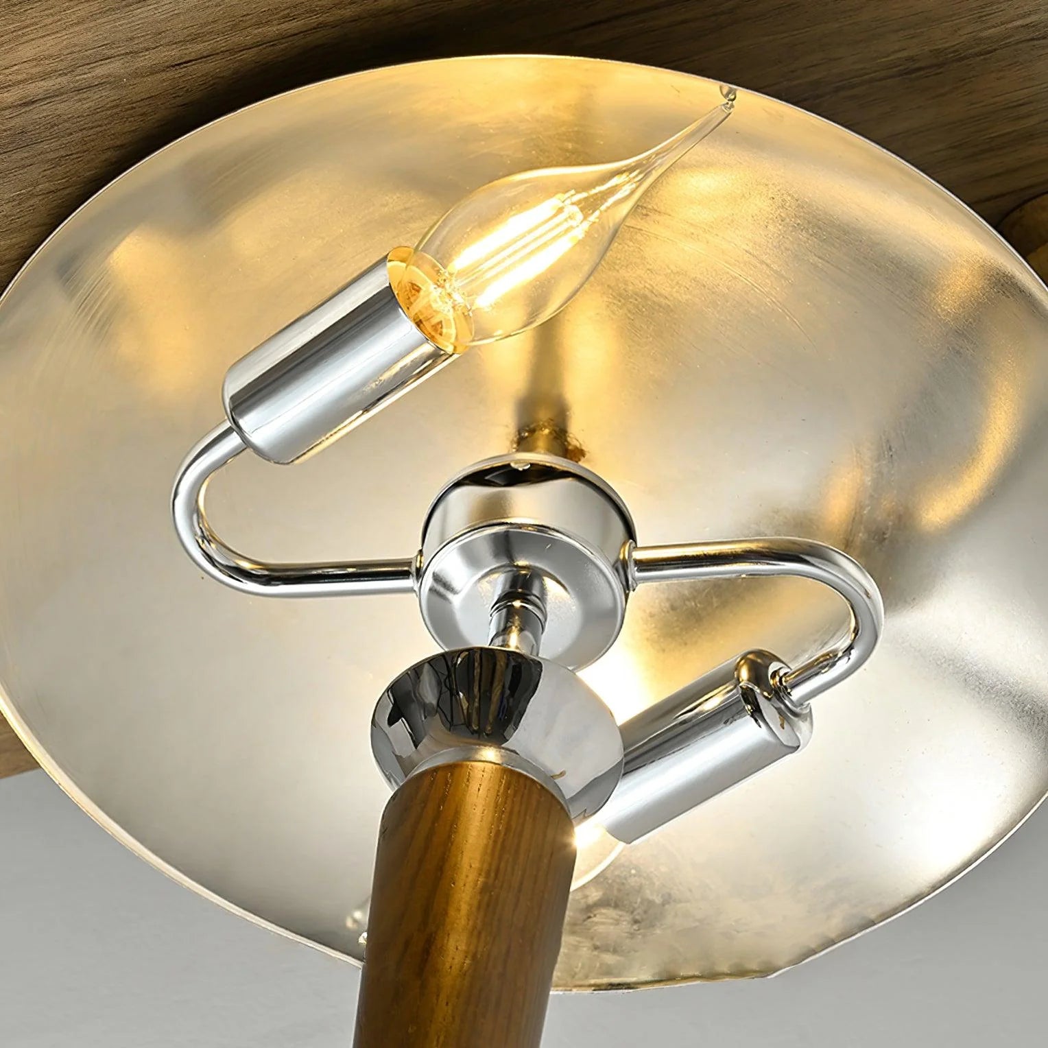 Helmet Floor Lamp - Yiarolight