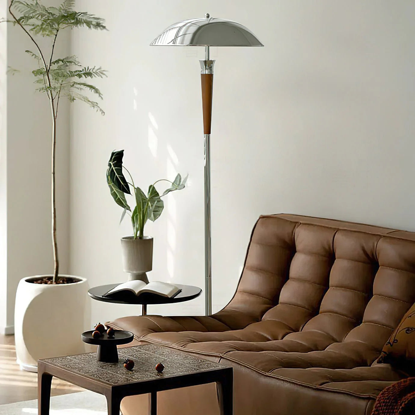 Helmet Floor Lamp - Yiarolight