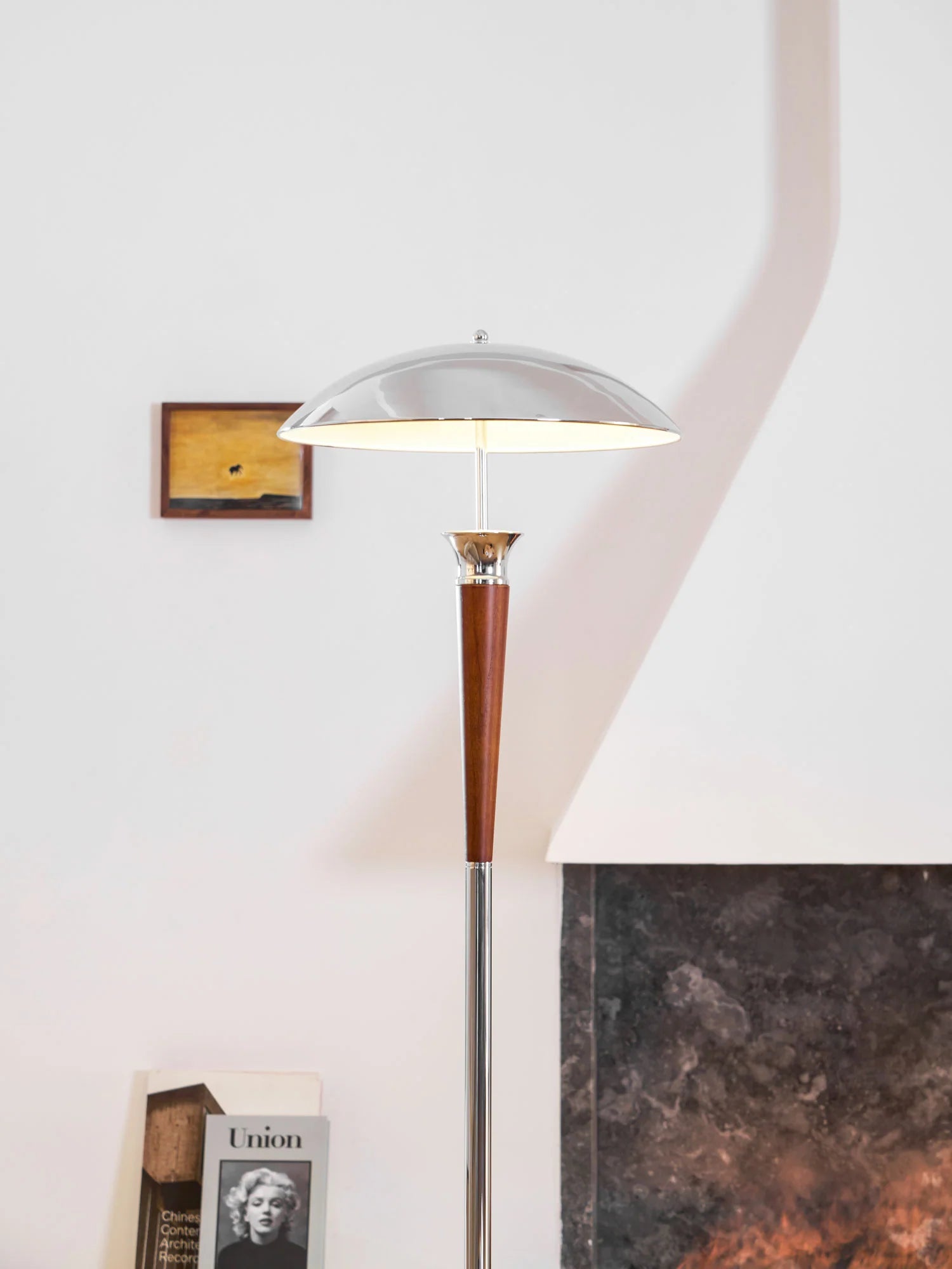 Helmet Floor Lamp - Yiarolight