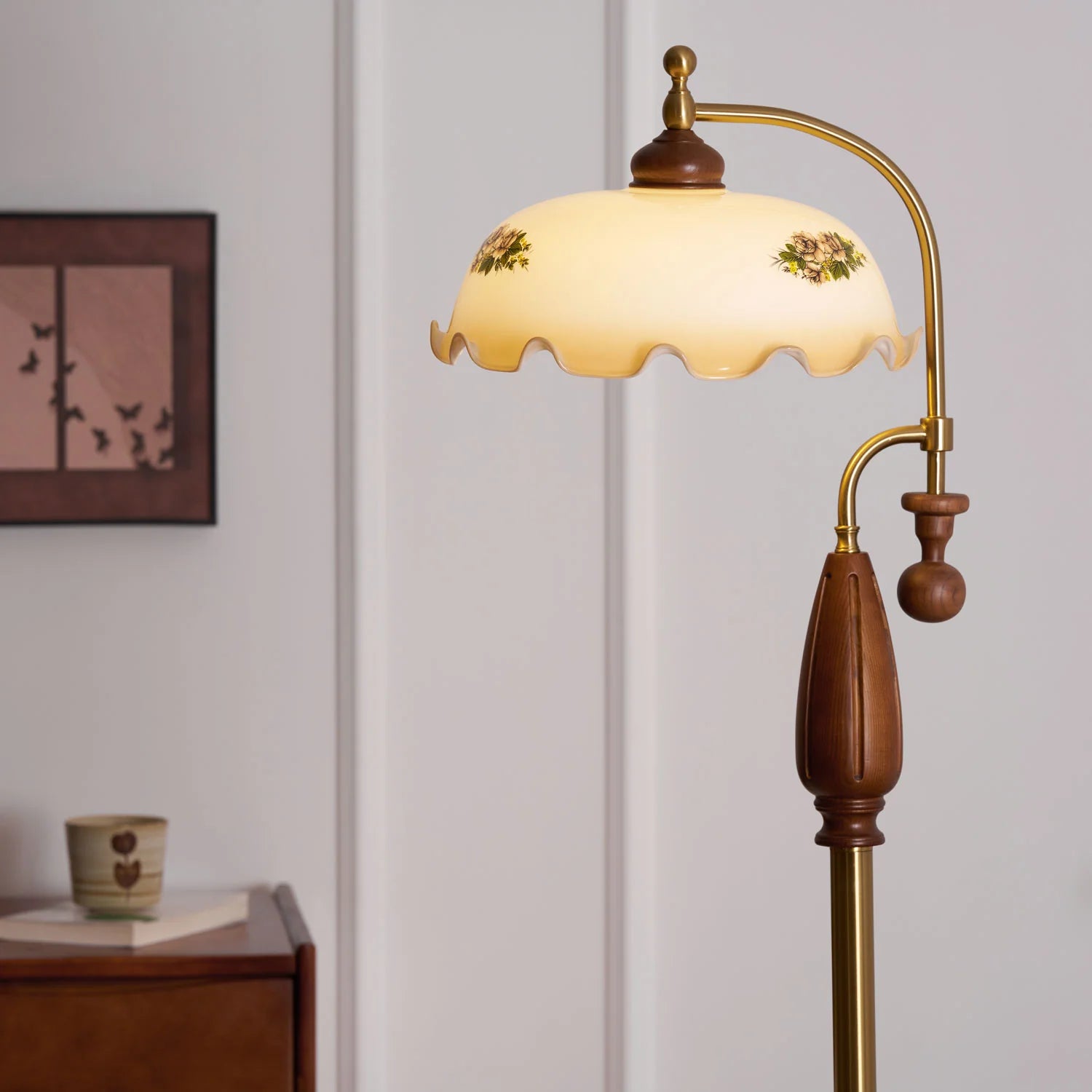 Heritage Bloom Floor Lamp - Yiarolight