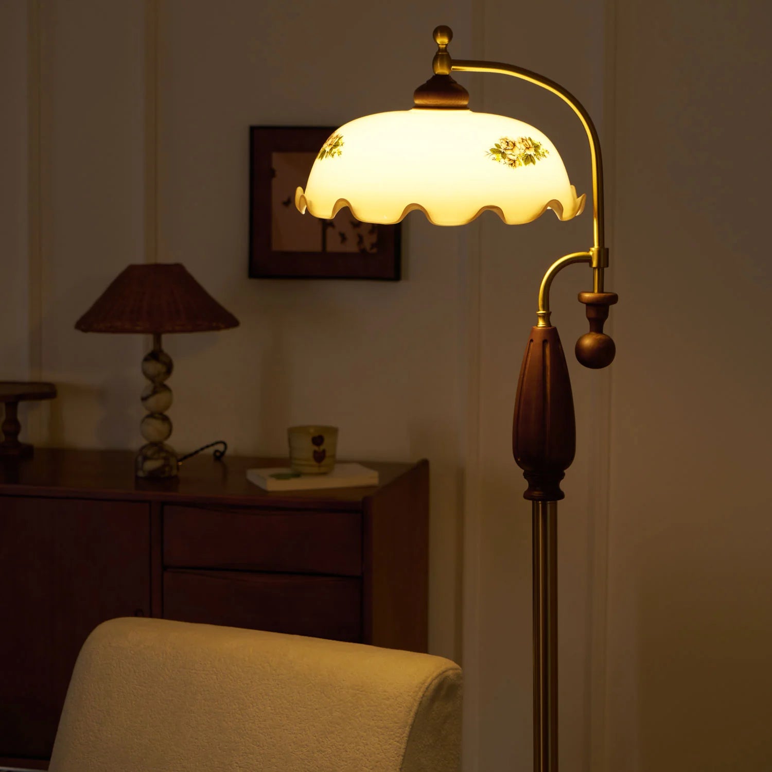 Heritage Bloom Floor Lamp - Yiarolight