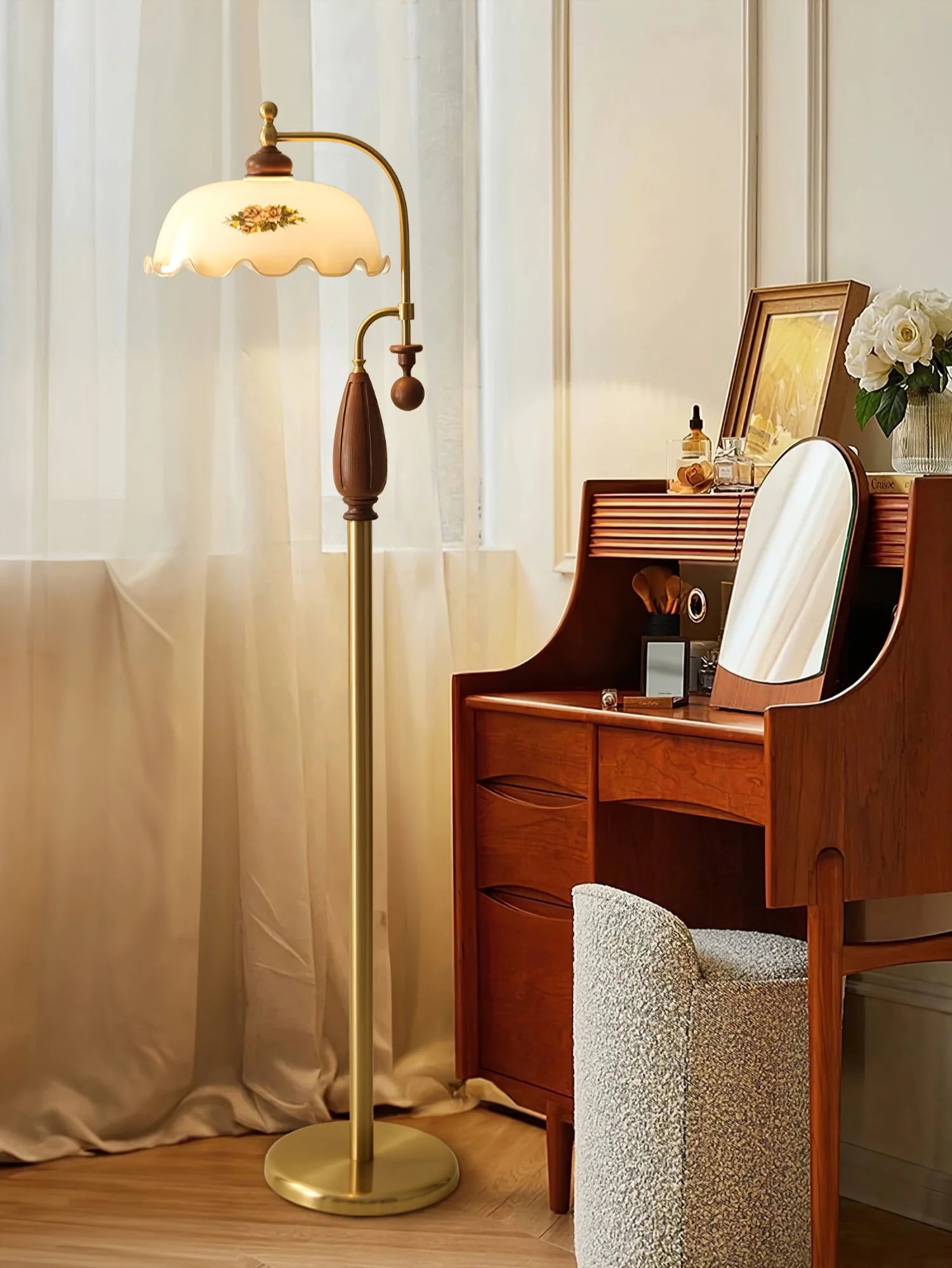 Heritage Bloom Floor Lamp - Yiarolight