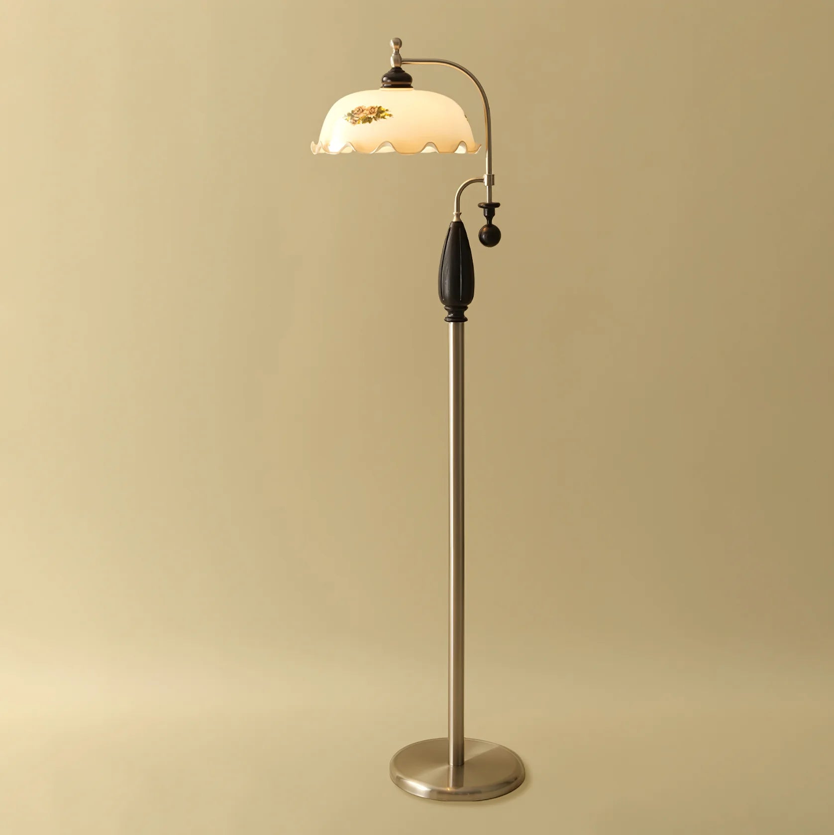 Heritage Bloom Floor Lamp - Yiarolight