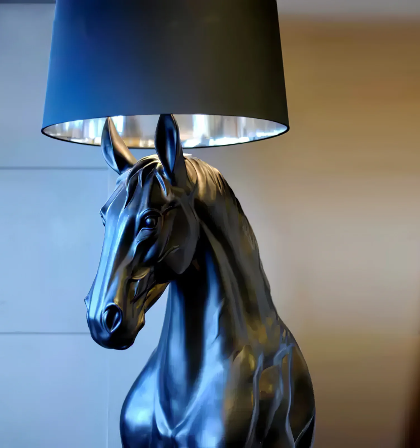 Horse Statue Floor Lamp - Auraolight