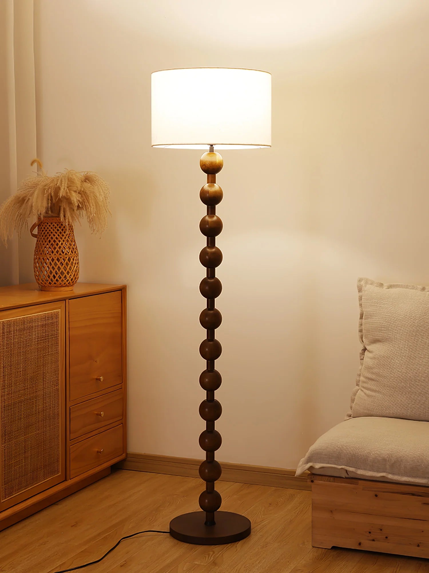 Hugo Barbell Floor Lamp - Yiarolight