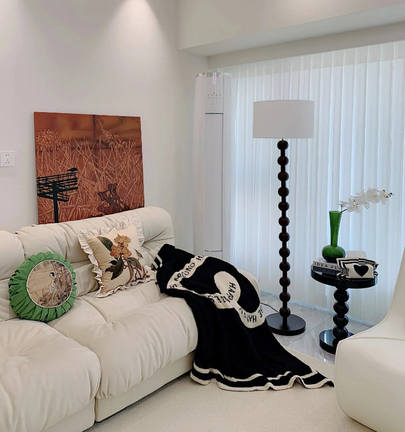 Hugo Barbell Floor Lamp - Yiarolight