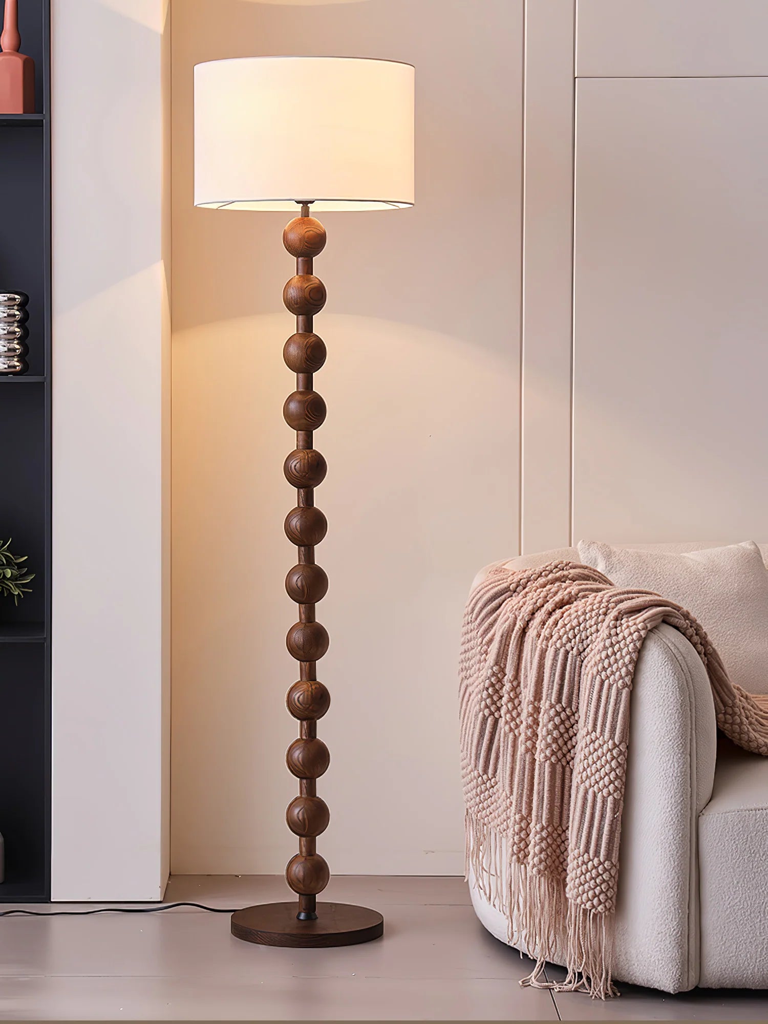 Hugo Barbell Floor Lamp - Yiarolight