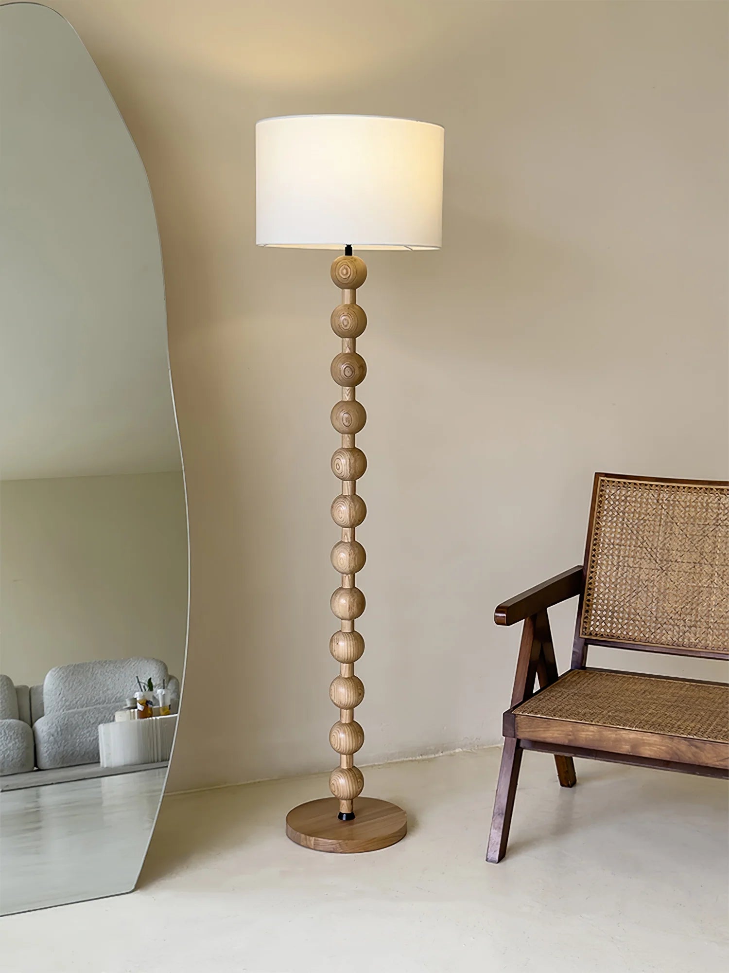 Hugo Barbell Floor Lamp - Yiarolight
