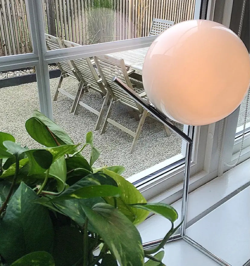 Artemide Table Lamp - Yiarolight