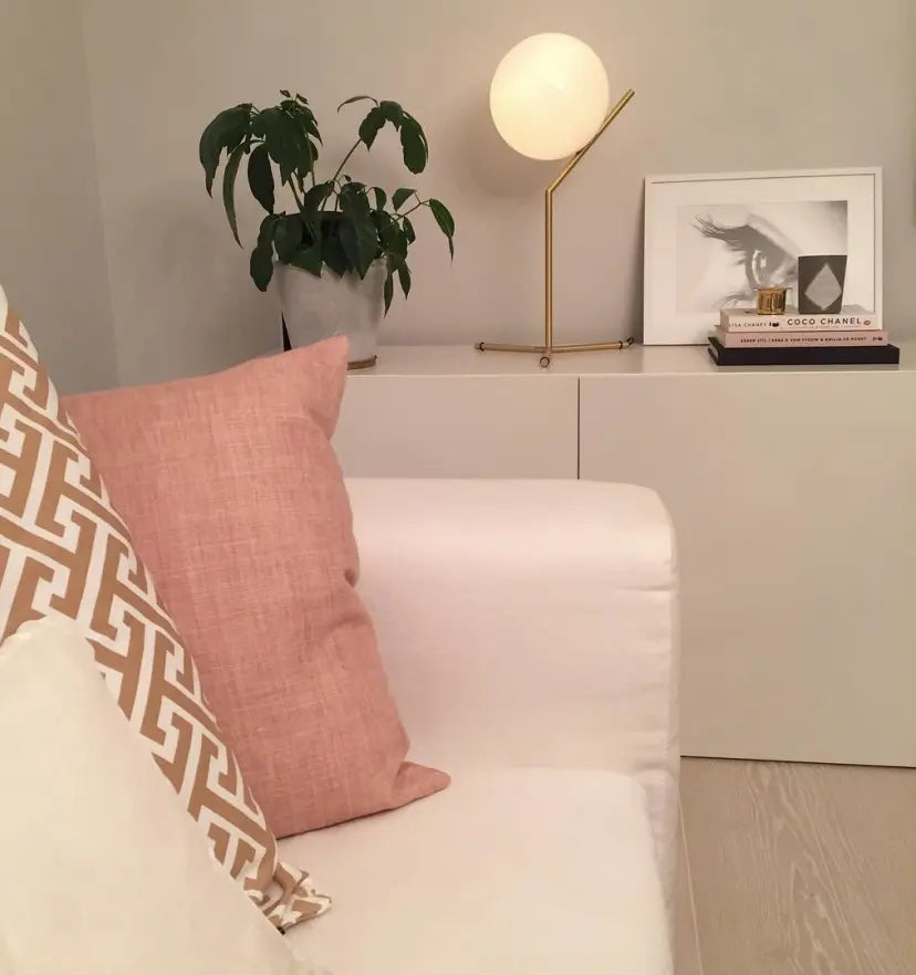 Artemide Table Lamp - Yiarolight