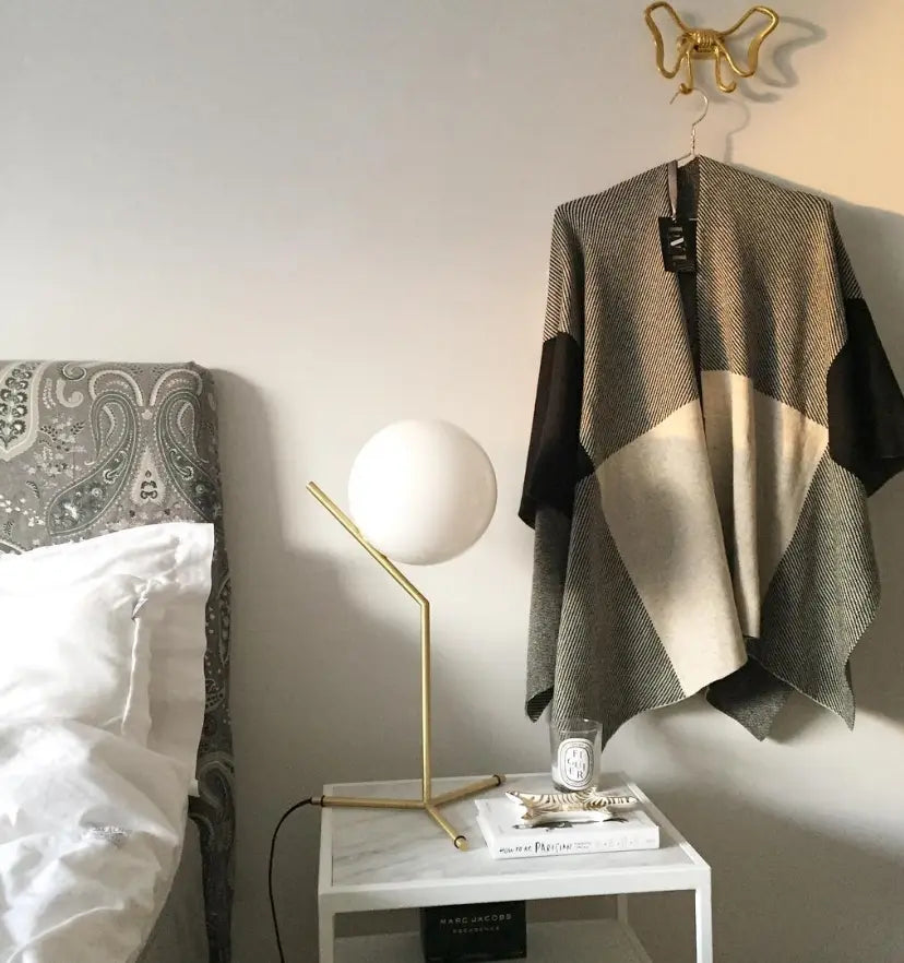 Artemide Table Lamp - Yiarolight