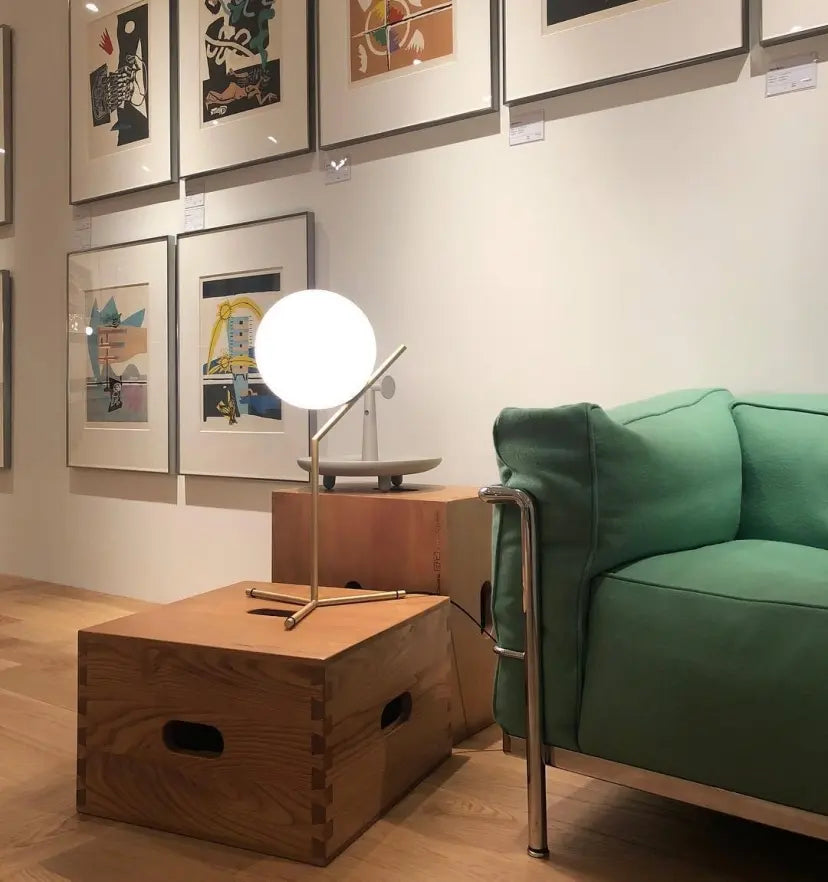 Artemide Table Lamp - Yiarolight
