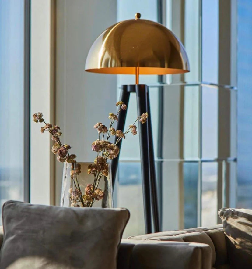 JUSTICE FLOOR LAMP