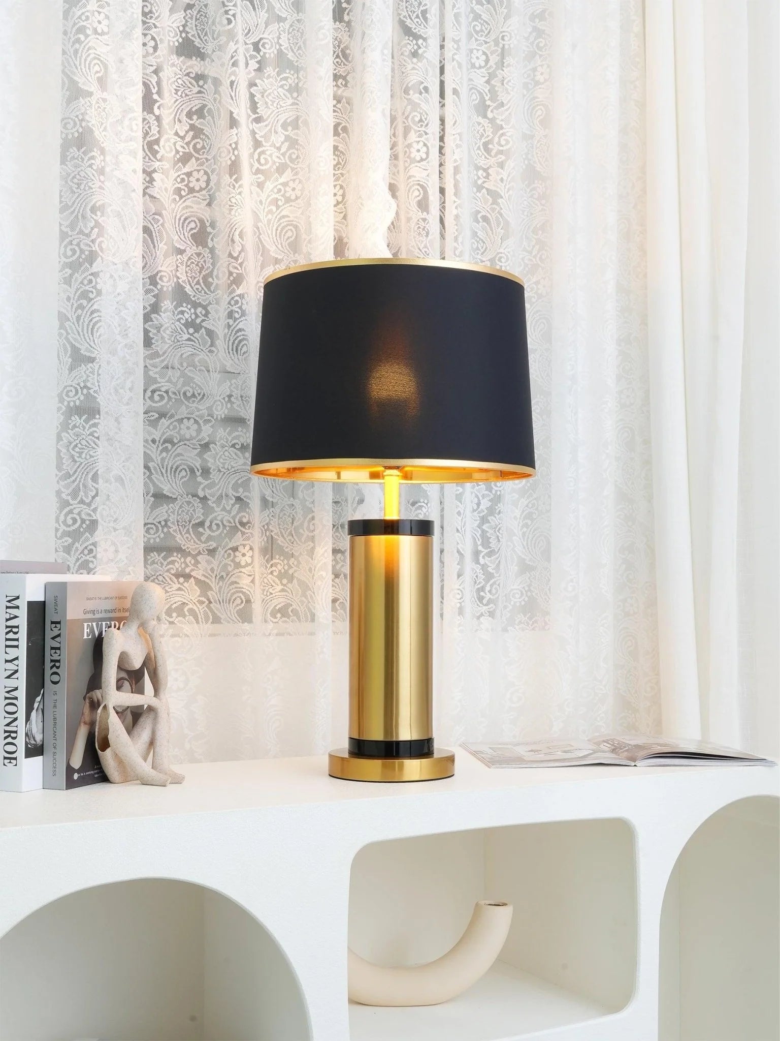 Jaspar Table Lamp - Yiarolight