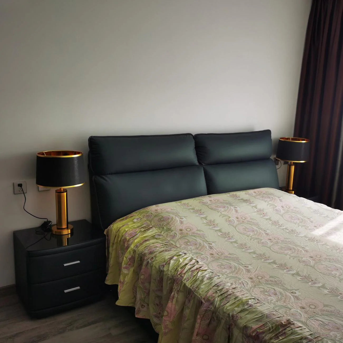 Jaspar Table Lamp - Yiarolight