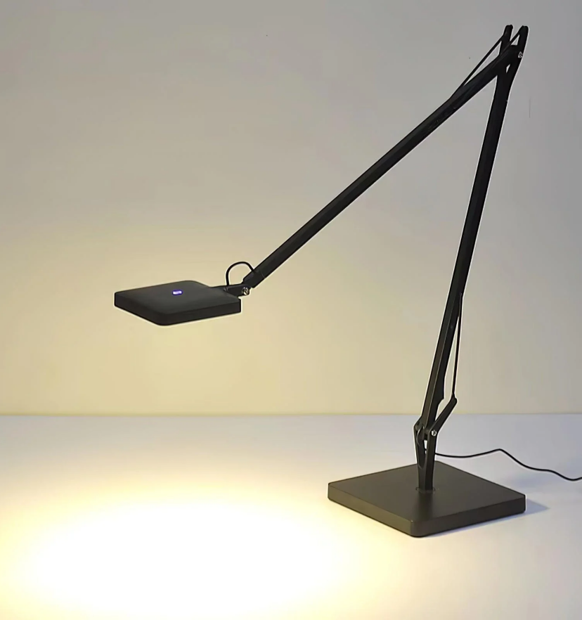 Edge Table Lamp - Yiarolight