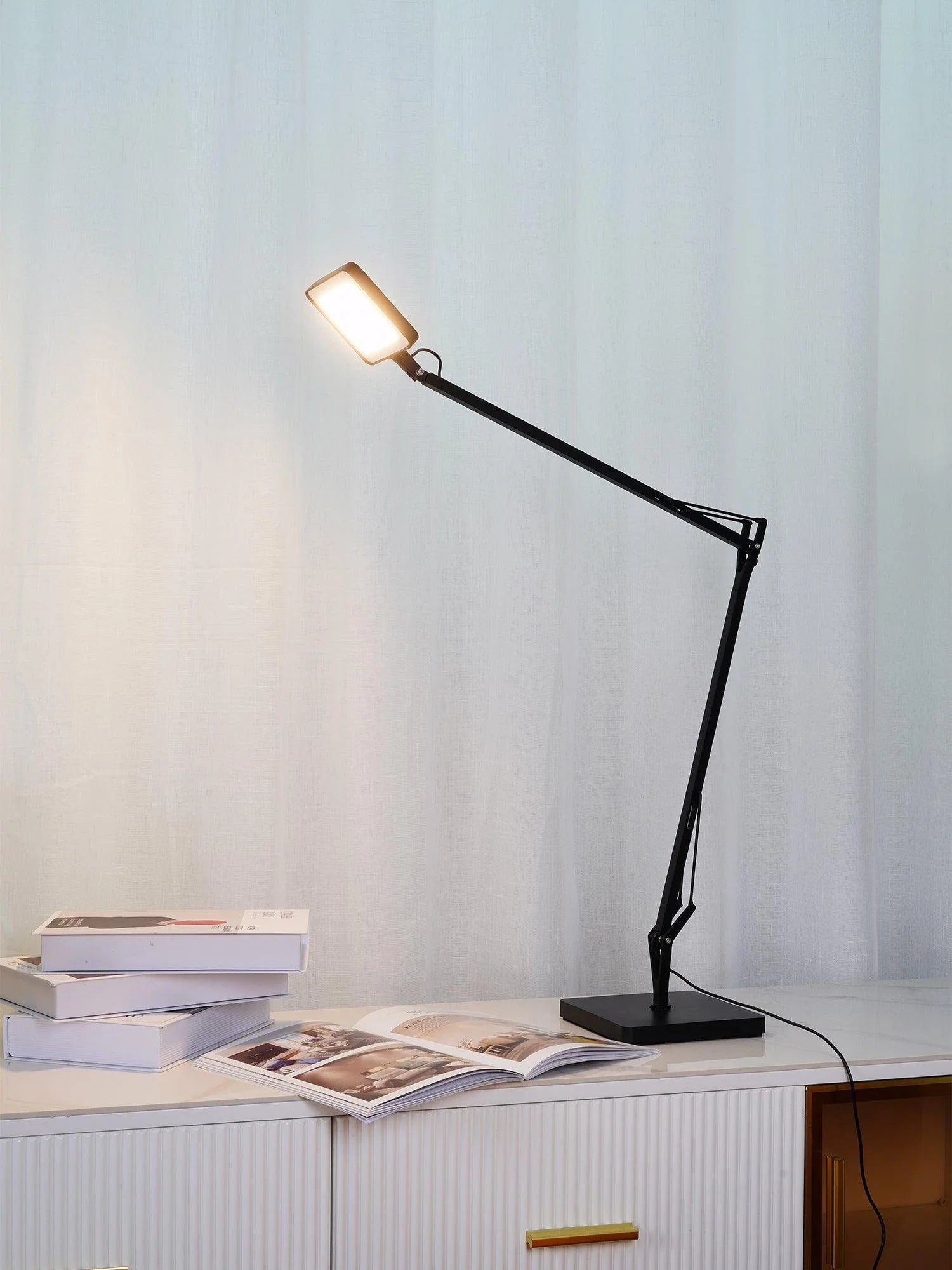 Edge Table Lamp - Yiarolight